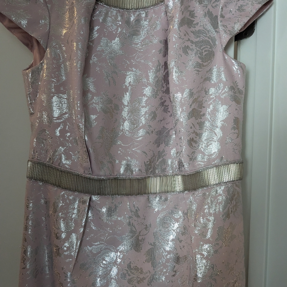 Beautiful Carmen Marc Valvo satin dress size 6 pink silver embellished - Picture 2 of 11